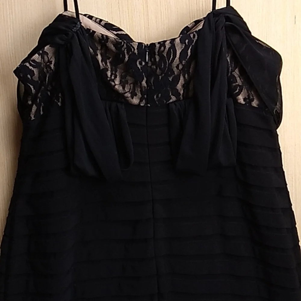 Scarlett Women's Dress Size 16 Black & Cream Colored - Picture 5 of 7